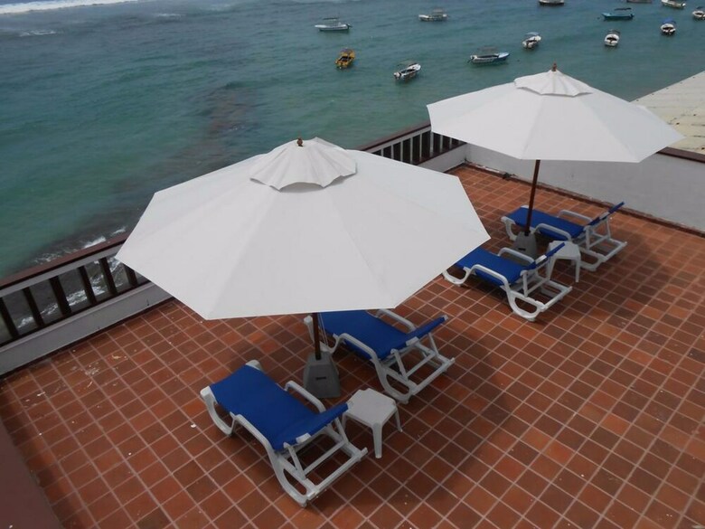 Hotel Coral Seas Beach Hikkaduwa