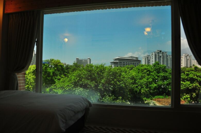 Hotel Fly House