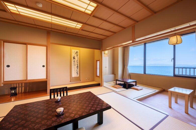 Kaisenkaku