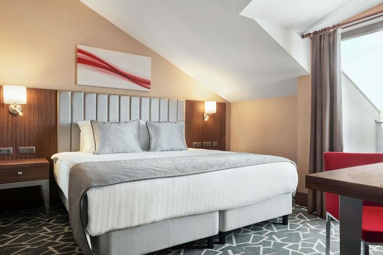 Hotel Ramada By Wyndham Istanbul Alibeykoy