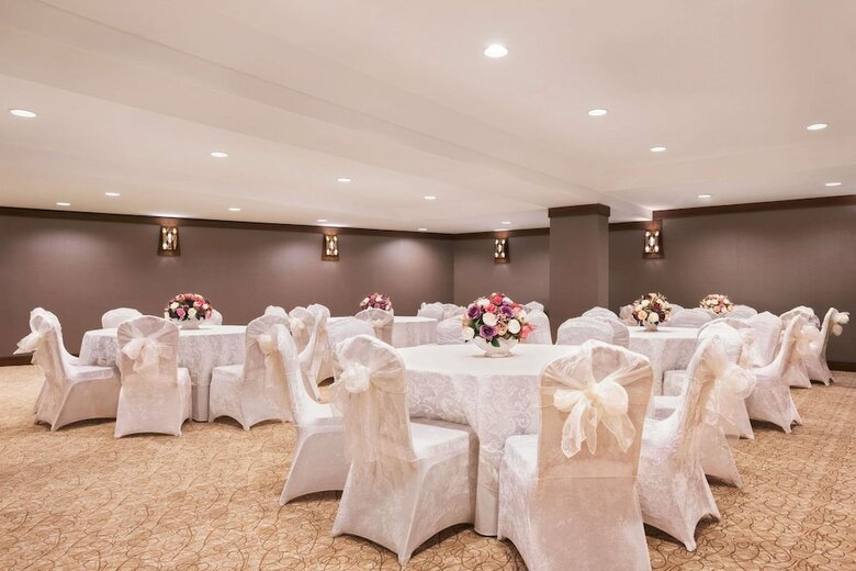 Hotel Ramada By Wyndham Istanbul Alibeykoy