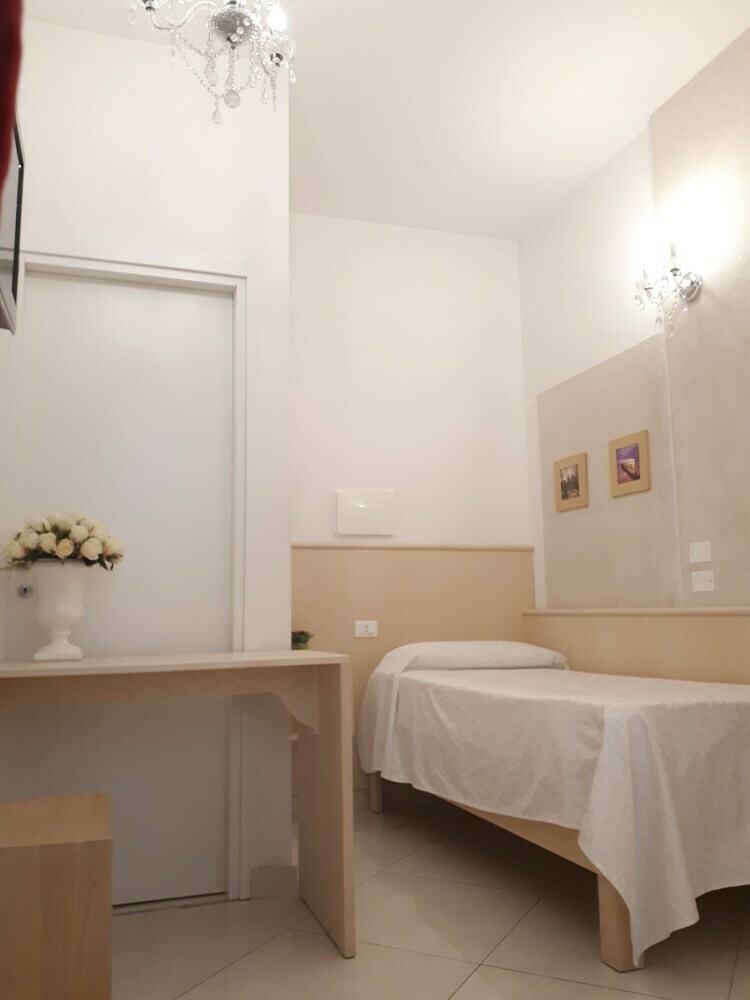 Bed & Breakfast B & B Giada - For N. 3 People - Independent Apartment