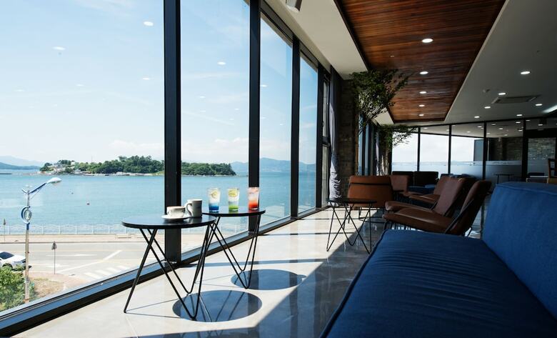 Arte Resort Spa & Pool Villa
