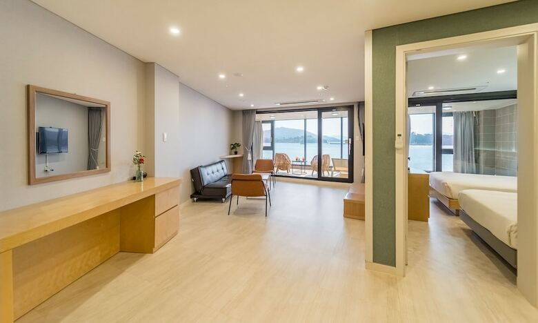 Arte Resort Spa & Pool Villa
