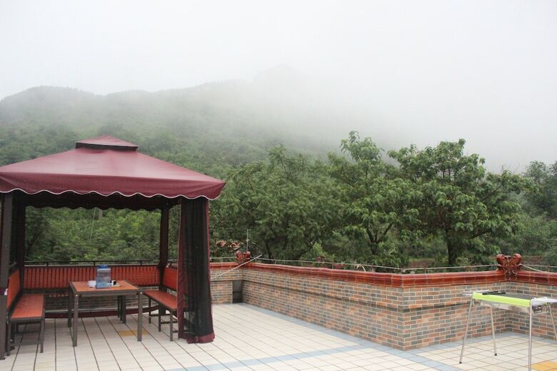 Jinan Banshan Linyun Resort Hotel