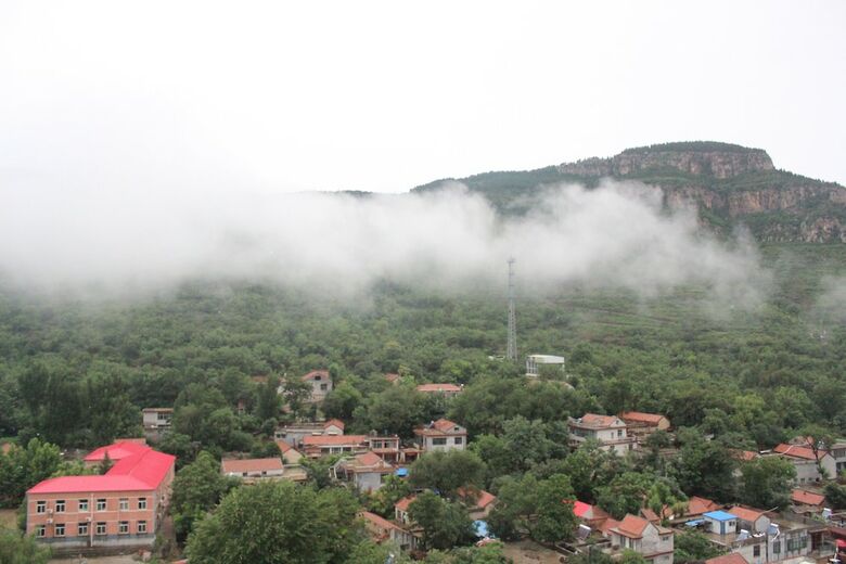 Jinan Banshan Linyun Resort Hotel