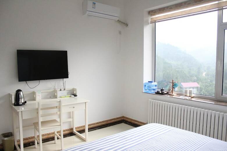 Jinan Banshan Linyun Resort Hotel