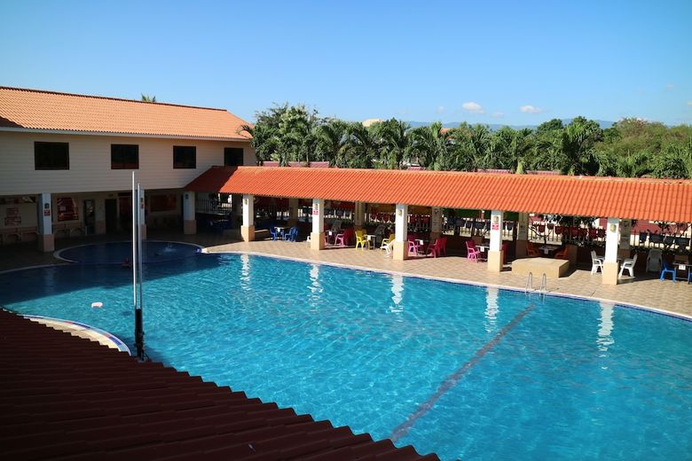 Hotel Homeland Resort