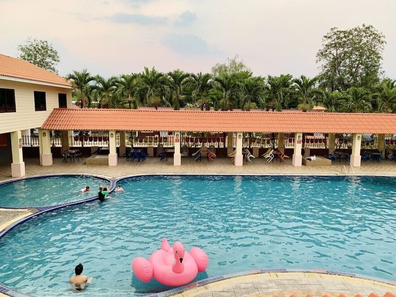 Hotel Homeland Resort