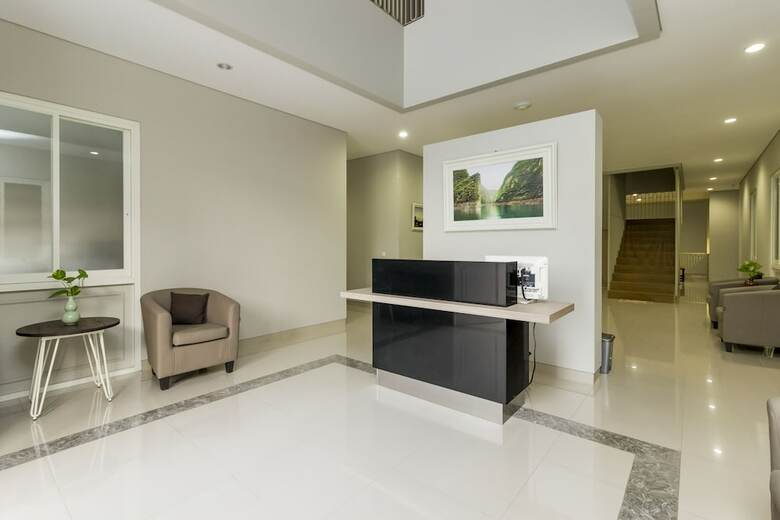 Hotel Reddoorz Plus @ Patal Senayan