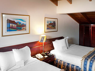 Hotel Country Inn & Suites