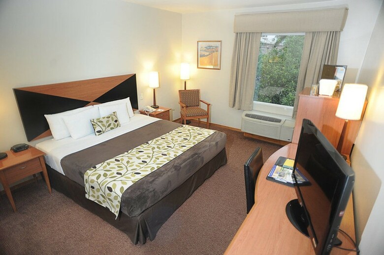 Hotel Sleep Inn Paseo Las Damas