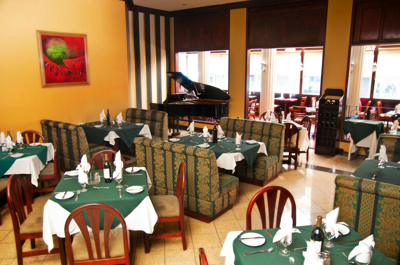 Hotel Sleep Inn Paseo Las Damas