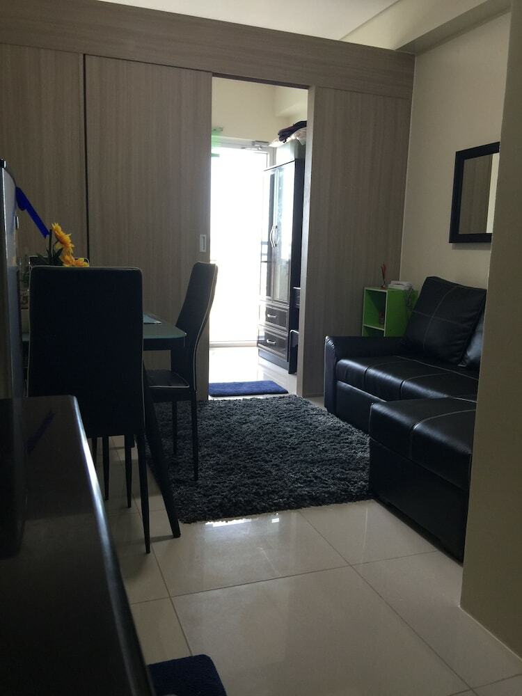 Seabreeze At Breeze Residences