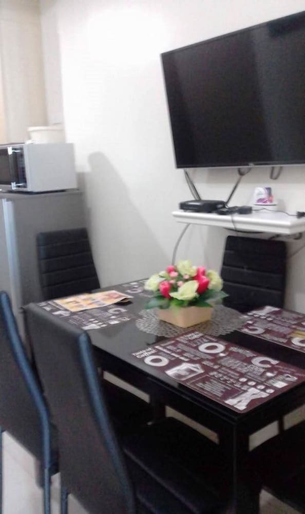 Seabreeze At Breeze Residences