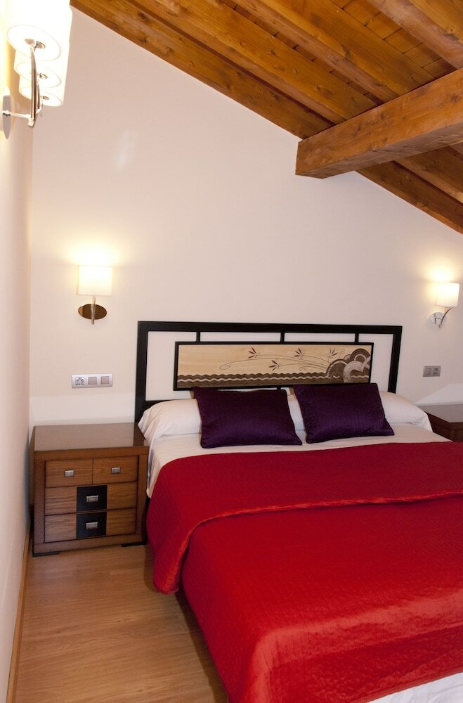 Apartamentos Santo Domingo de Silos