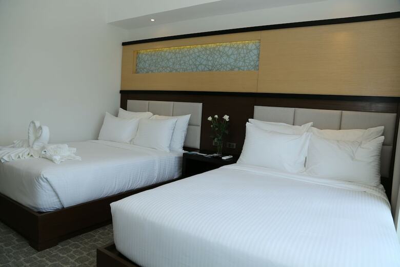 Arterra Hotel And Resort