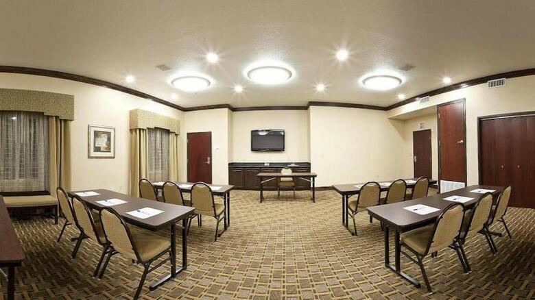 Hotel Comfort Inn & Suites