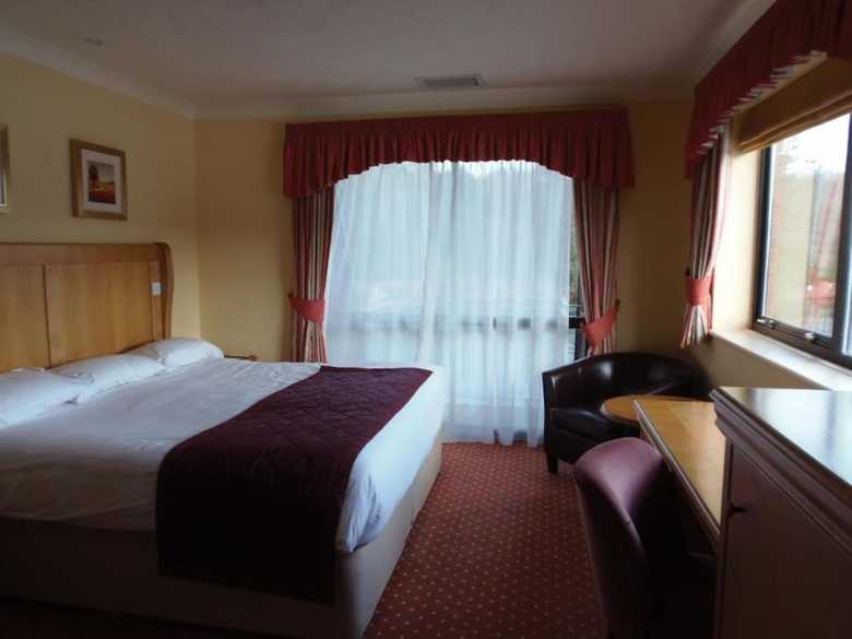 Lakeside International Hotel