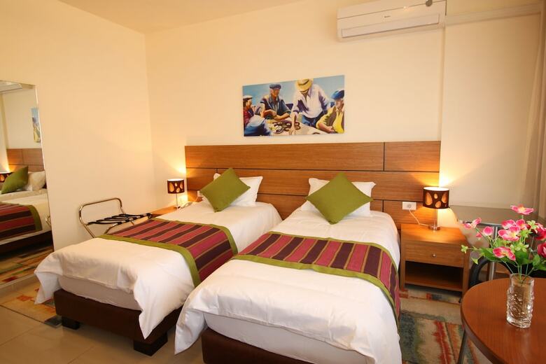 Aparthotel Sea Valley Suites