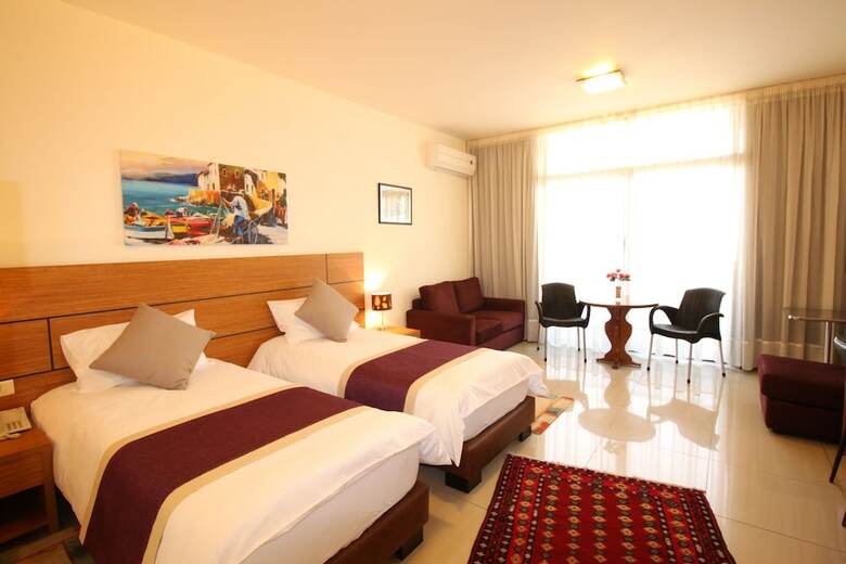 Aparthotel Sea Valley Suites