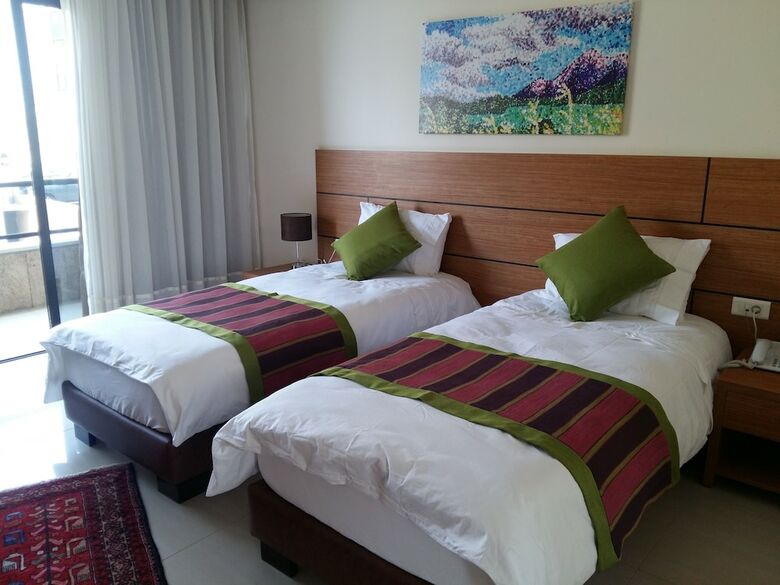 Aparthotel Sea Valley Suites