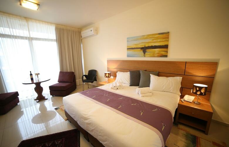 Aparthotel Sea Valley Suites