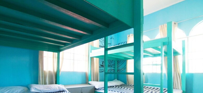 Hostal Go Surfari House