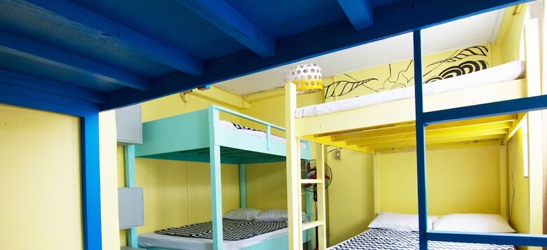 Hostal Go Surfari House
