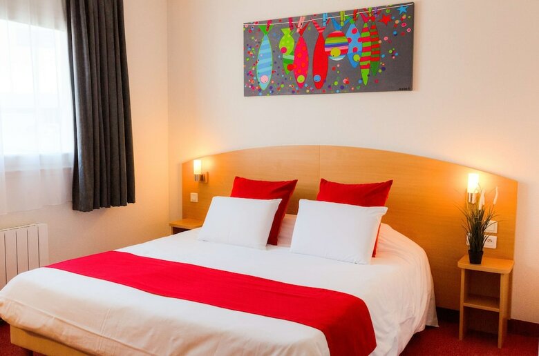Hotel H�tel Kyriad Quimper - Pont-l'abb�