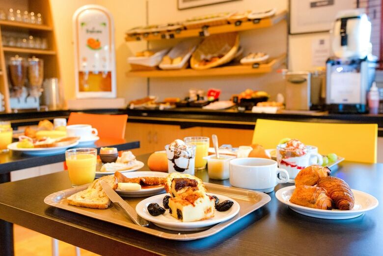 Hotel H�tel Kyriad Quimper - Pont-l'abb�