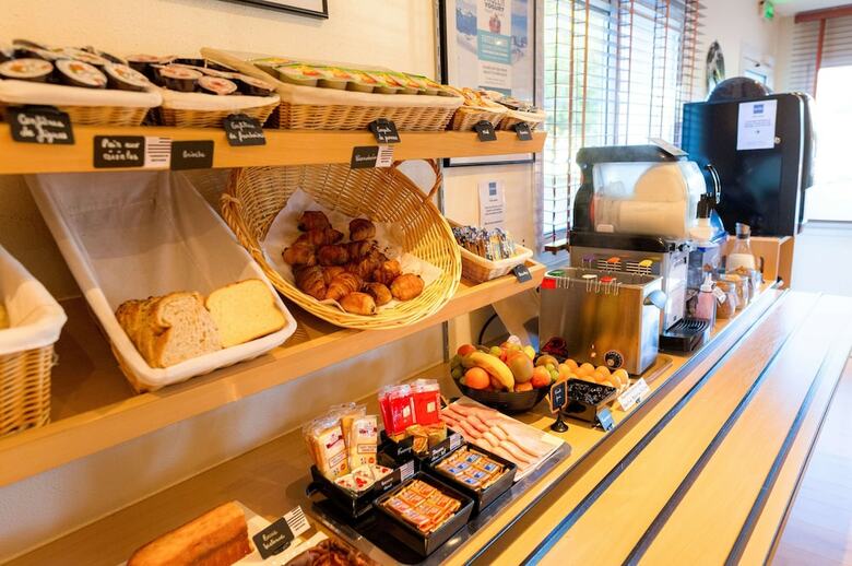 Hotel H�tel Kyriad Quimper - Pont-l'abb�