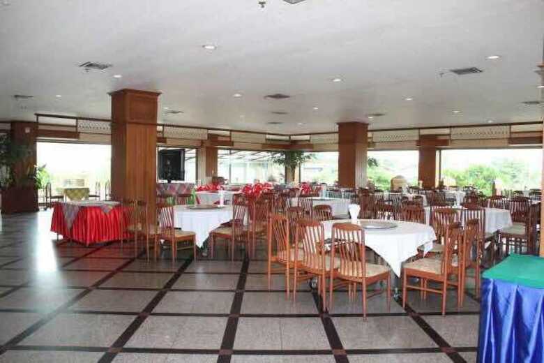 J.p. Emerald Hotel