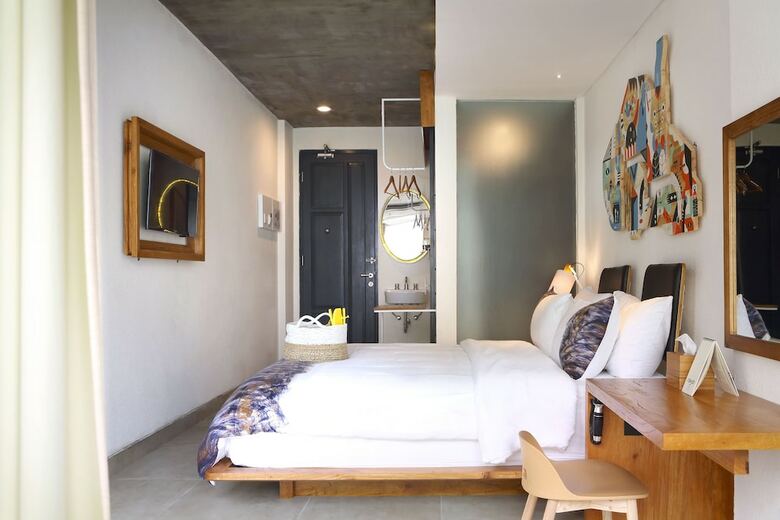 Hotel Yats Colony