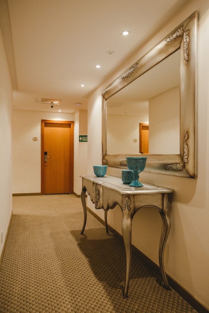Golden Lis Hotel Boutique