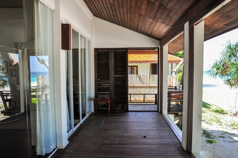 Hotel Maiton Beachfront Villa