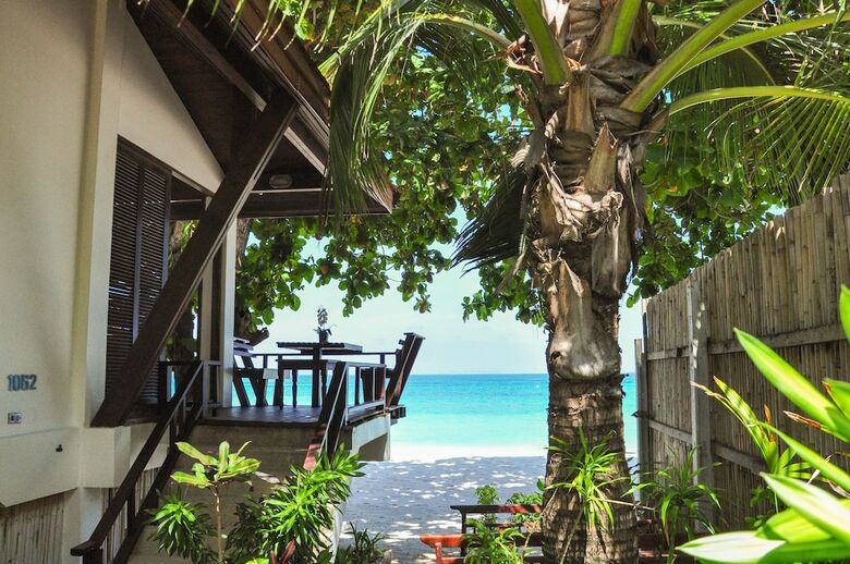 Hotel Maiton Beachfront Villa