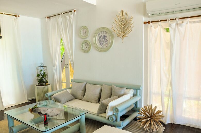 Hotel Maiton Beachfront Villa