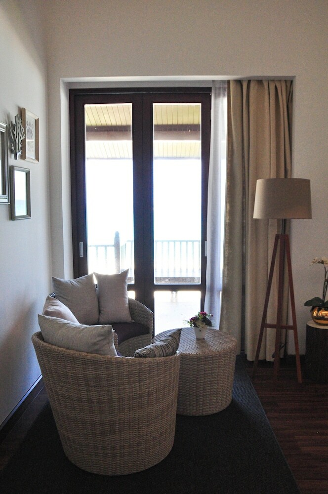 Hotel Maiton Beachfront Villa