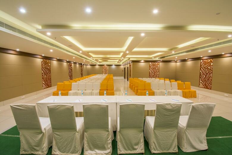 V Hotel