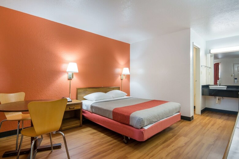 Motel 6 Atlanta, Tx