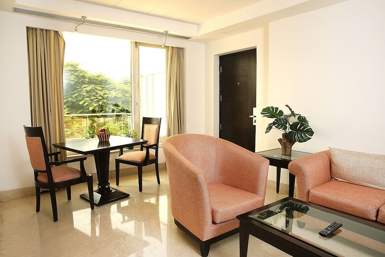 Hotel Ahuja Residency Vista Woods