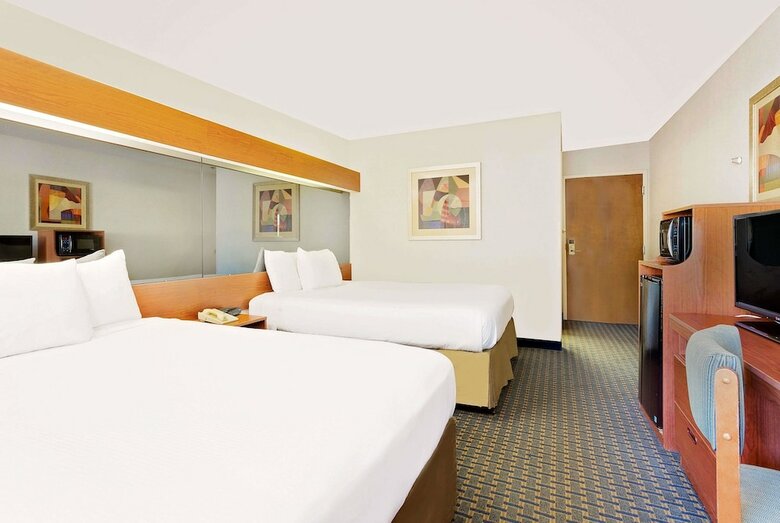 Hotel Microtel Inn By Wyndham Winston Salem