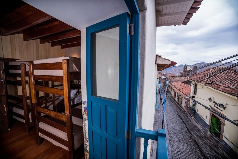 Hostal The Luxe Cusco Hostel