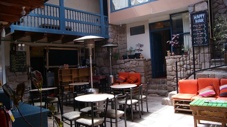 Hostal The Luxe Cusco Hostel