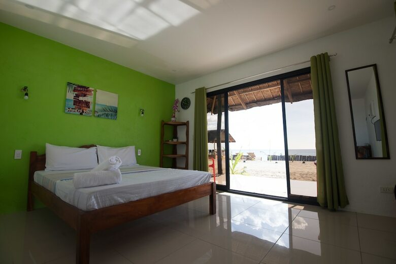 Hotel Footprints Beach Resort