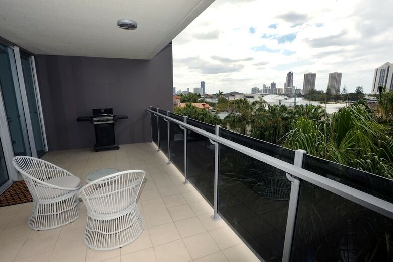 Apartamentos Surfers Paradise Suite With Pool And Spa