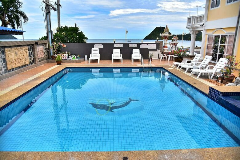Sun Beach Hotel