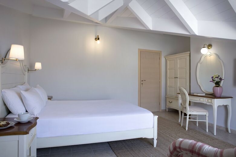 The Alley Hotel
