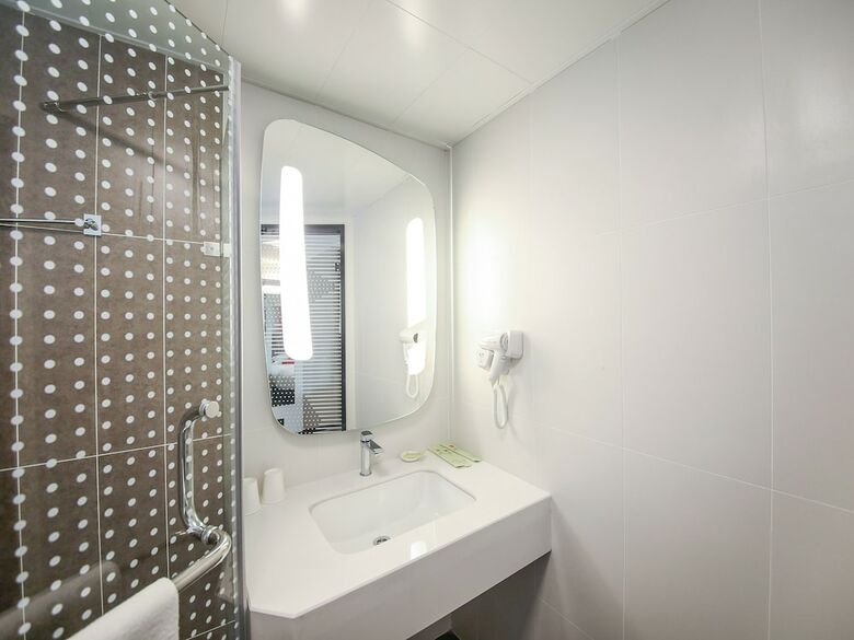 Hotel Ibis Ya'an Langqiao